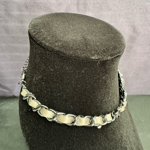 Vintage Stunning Black Crystal Statement Necklace - Picture 2 of 7